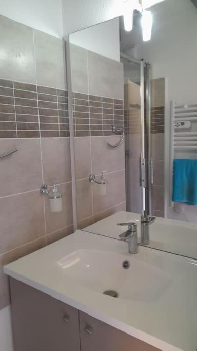 Coquet Duplex En Residence Avec Piscine 라크루아발메르 외부 사진